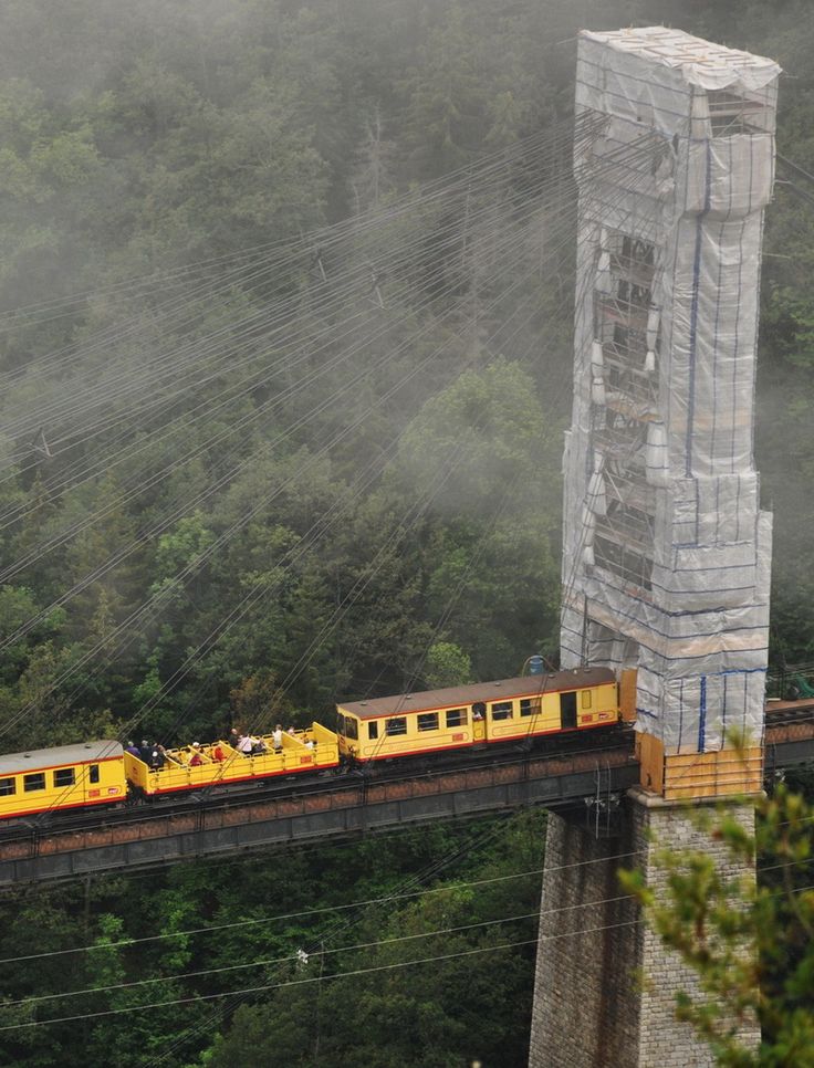 le train jaune